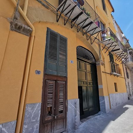 Vicolo Paterno Apartments Palermo Zewnętrze zdjęcie